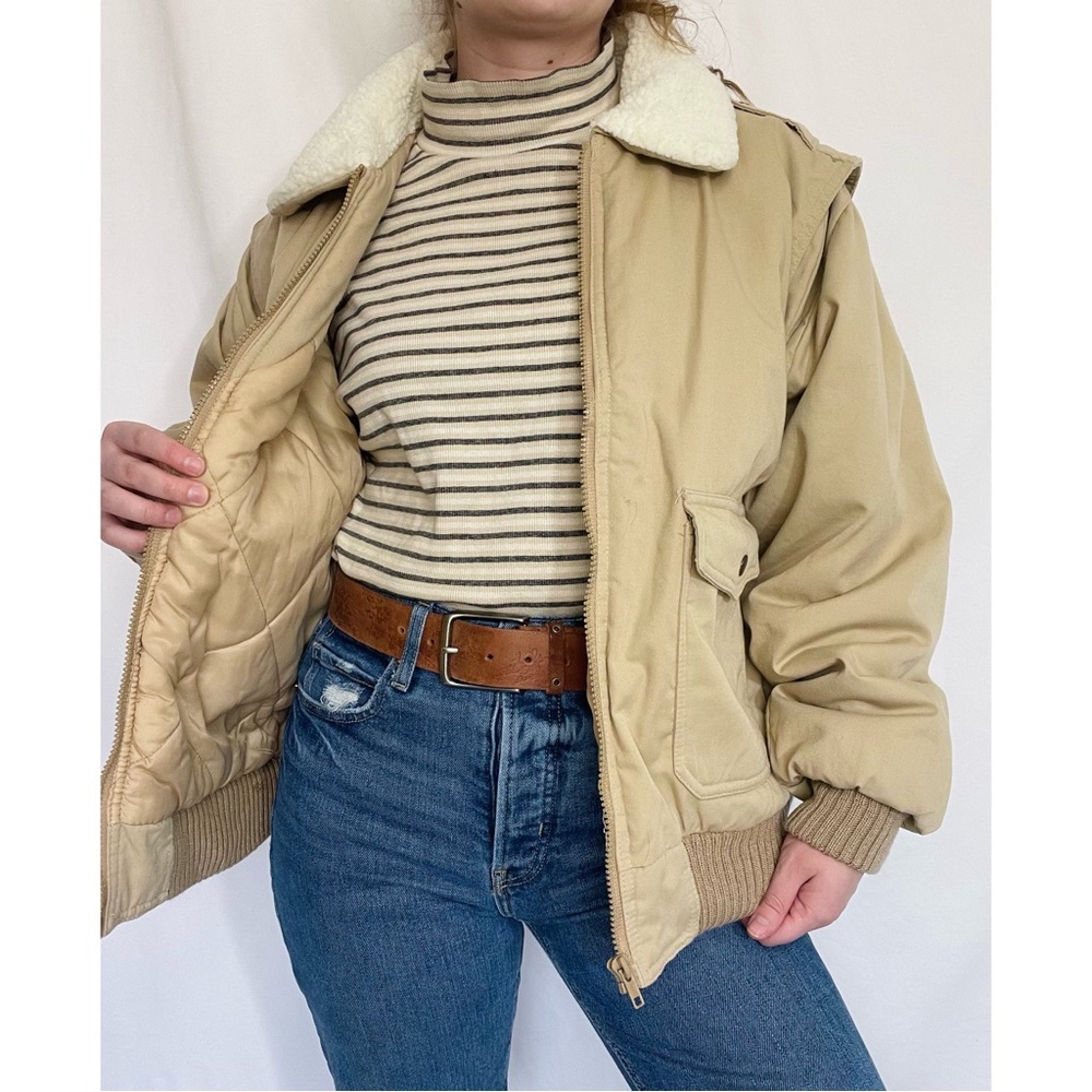 Casual Club | Vintage 70s 80s Beige Quilted Lined Plush Bomber Jacket